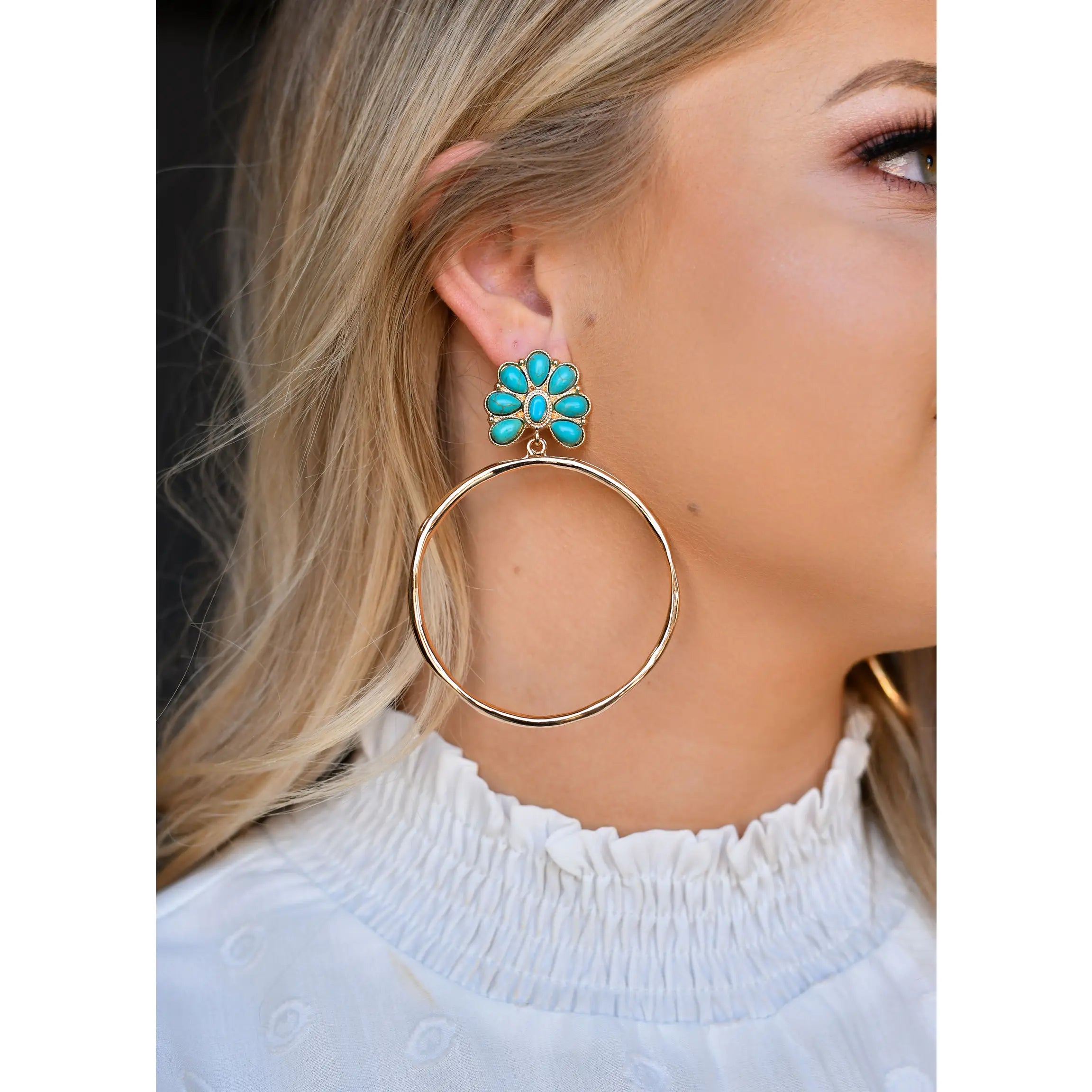 Cindy Hoop Earrings
