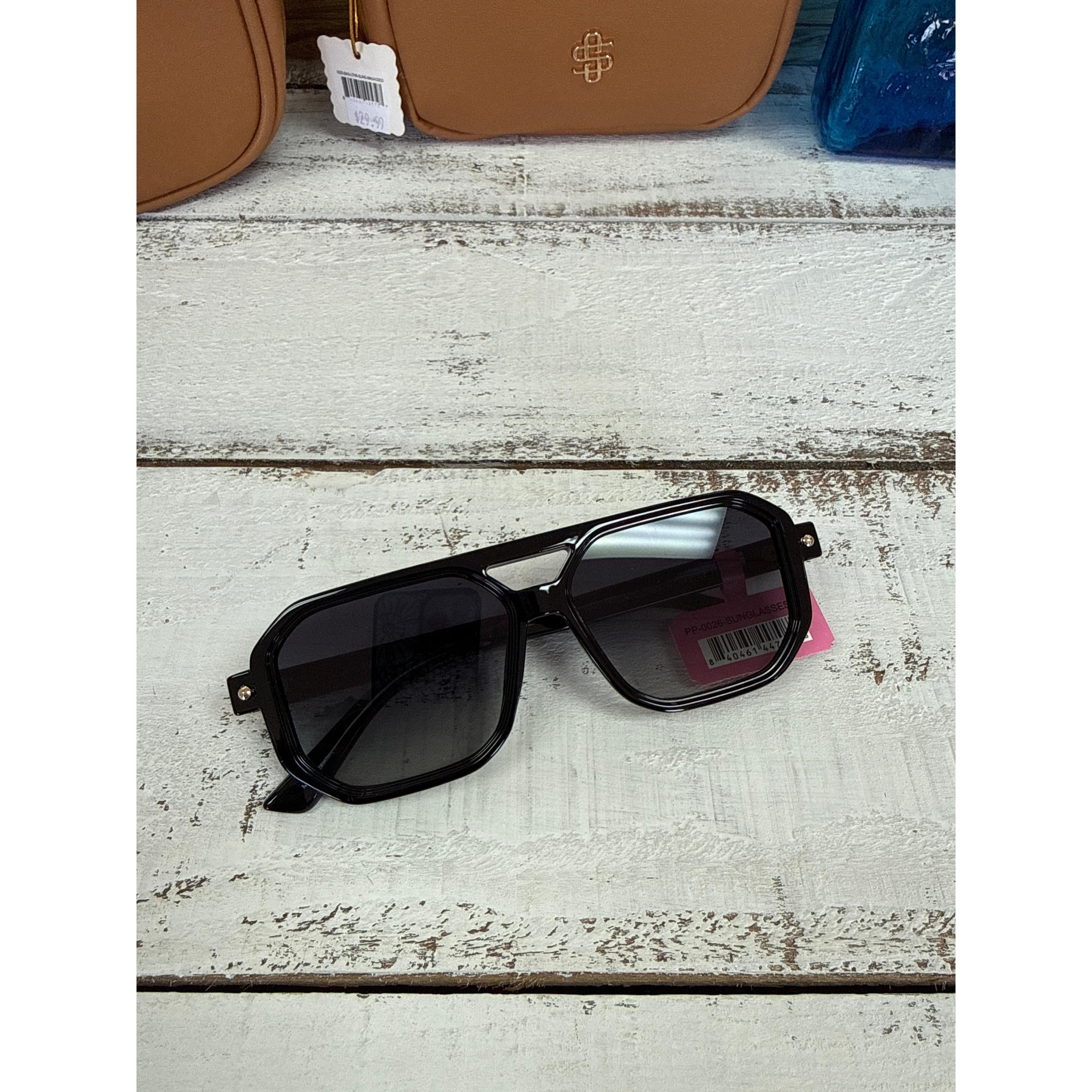 Sunglasses Squared Black ~Simply Southern